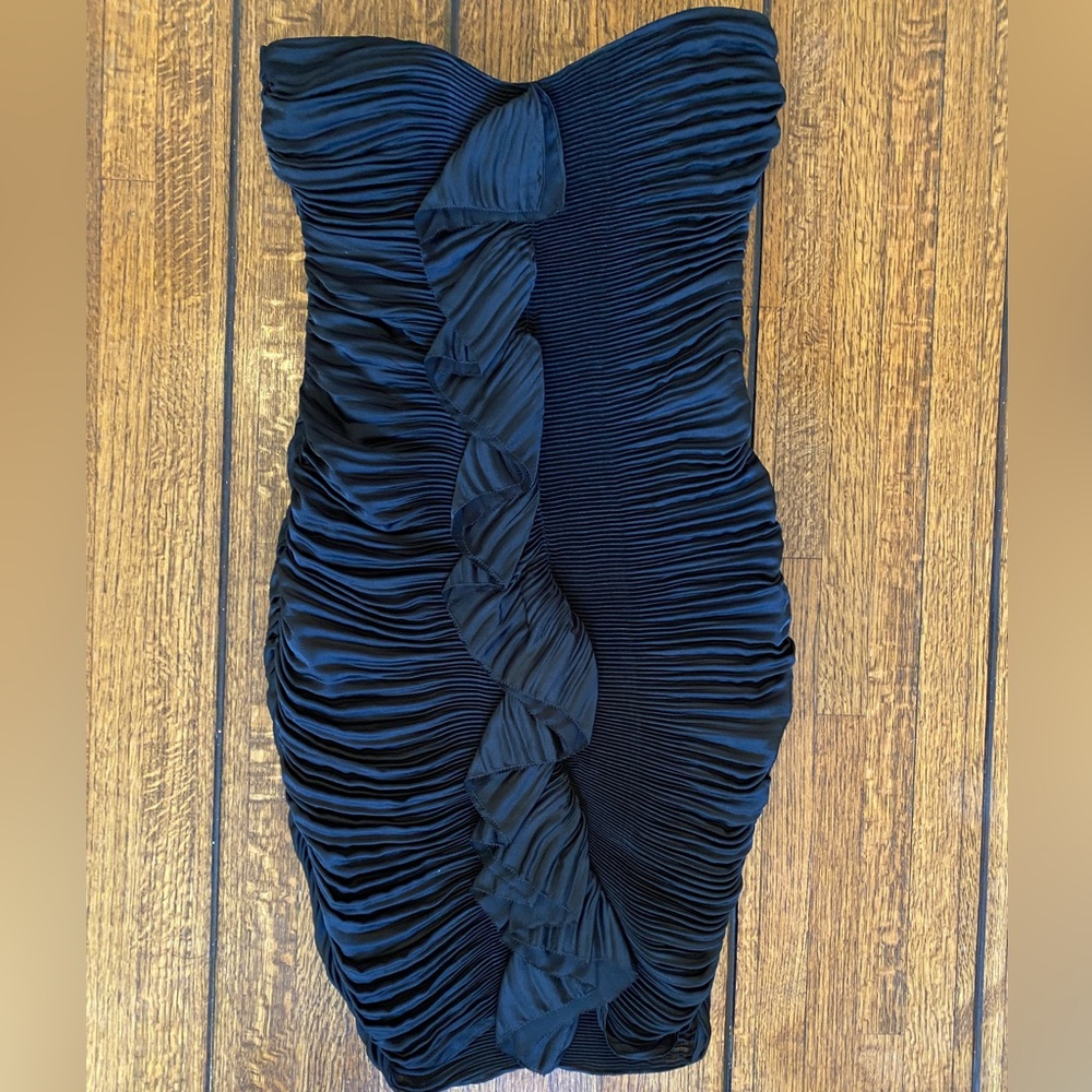 Diane von Furstenberg Pleated Cocktail dress